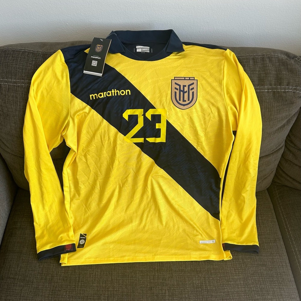 Marathon Authentic Ecuador Copa America 2024 Moises Caicedo Jersey Men’s Sz L